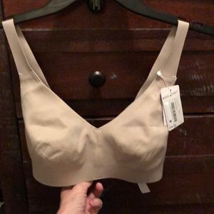 Lululemon bra